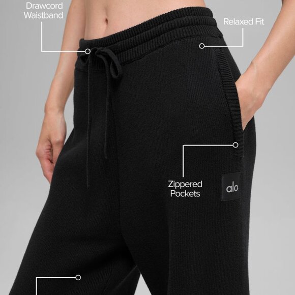 Alo Yoga Scholar Straight Leg Sweatpant Black - Picture 3 of 4